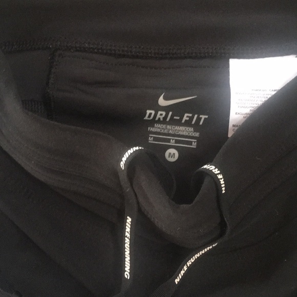 NIKE🙌🏻 Dri-FIT Black leggings  medium - Picture 2 of 4